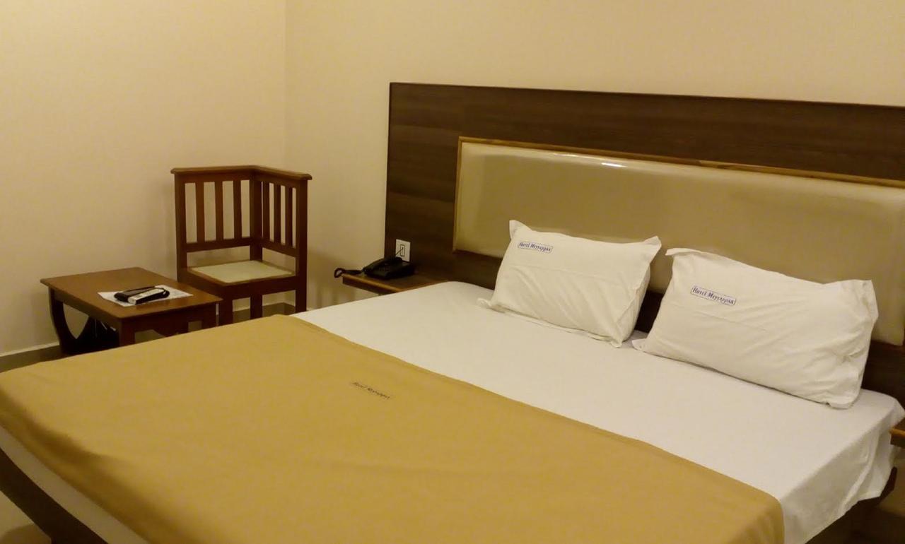 Hotel Meyyappaa Kāraikkudi Buitenkant foto