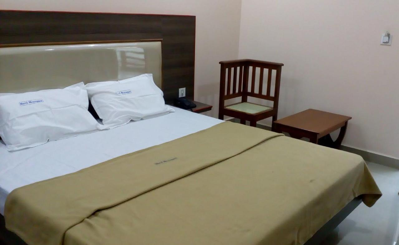 Hotel Meyyappaa Kāraikkudi Buitenkant foto