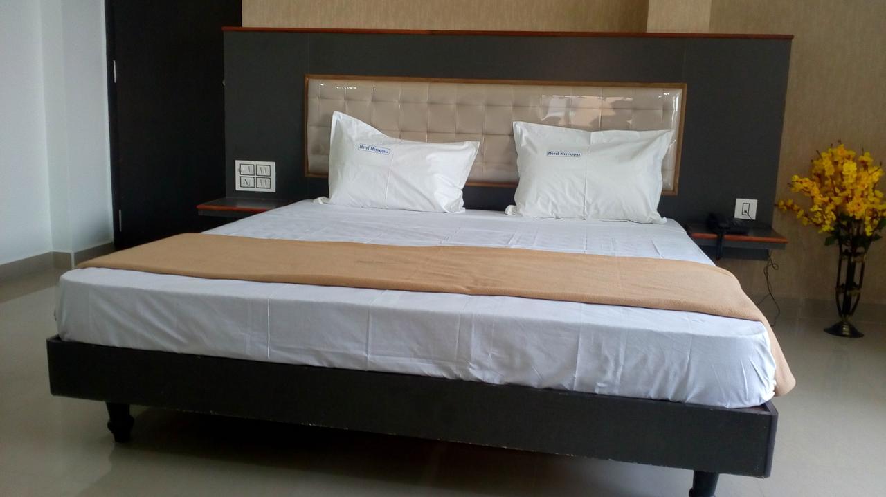 Hotel Meyyappaa Kāraikkudi Buitenkant foto