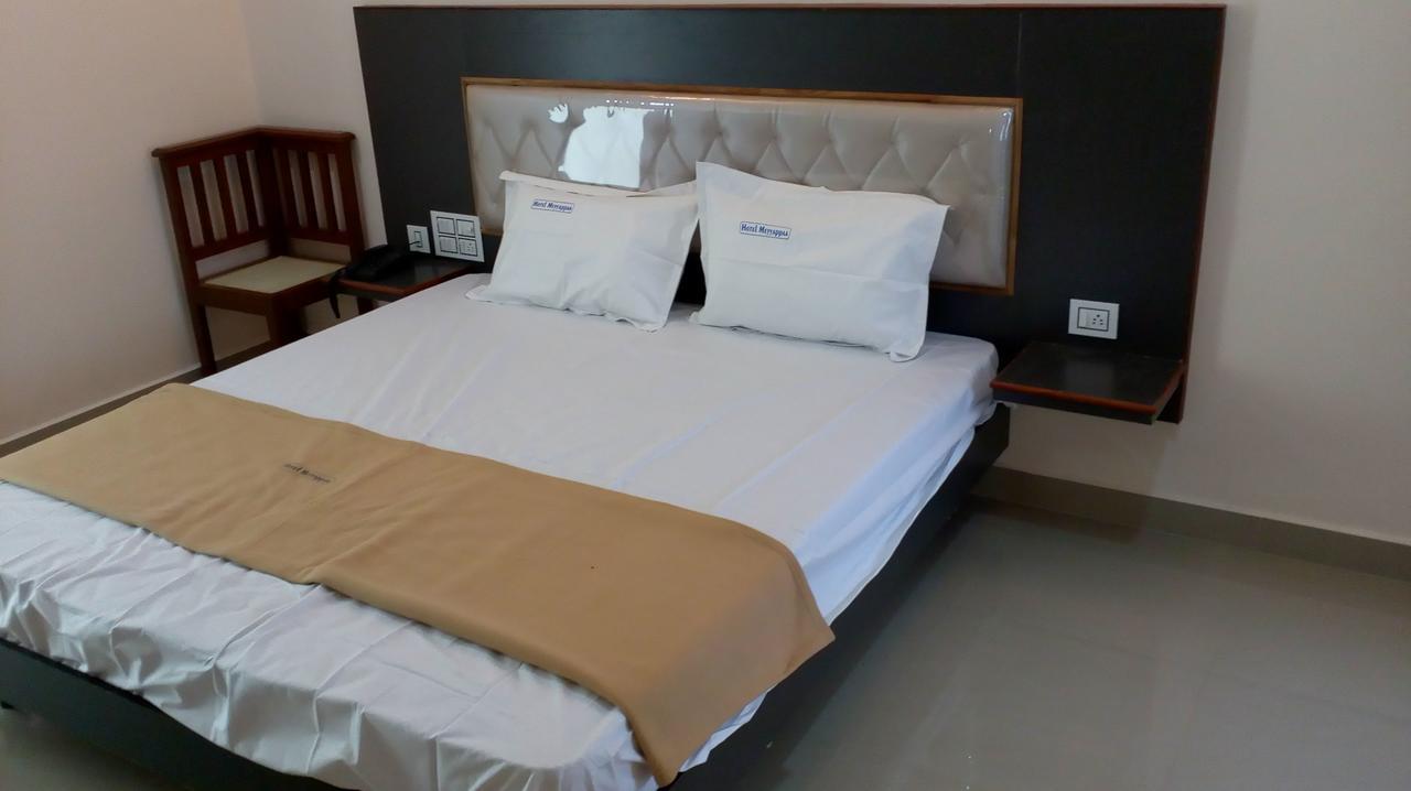 Hotel Meyyappaa Kāraikkudi Buitenkant foto